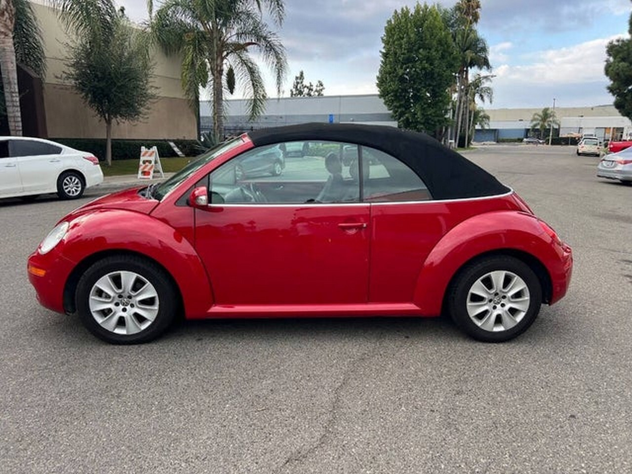 Volkswagen New Beetle S PZEV Convertible 2008 Volkswagen New Beetle S PZEV Convertible 2008