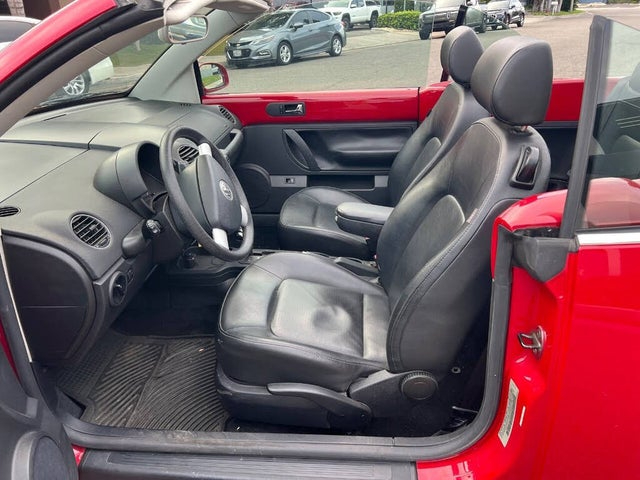 Volkswagen New Beetle S PZEV Convertible 2008 Volkswagen New Beetle S PZEV Convertible 2008