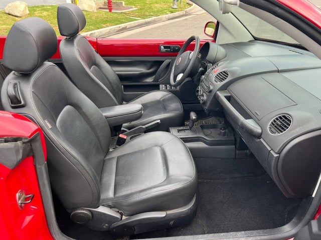 Volkswagen New Beetle S PZEV Convertible 2008 Volkswagen New Beetle S PZEV Convertible 2008