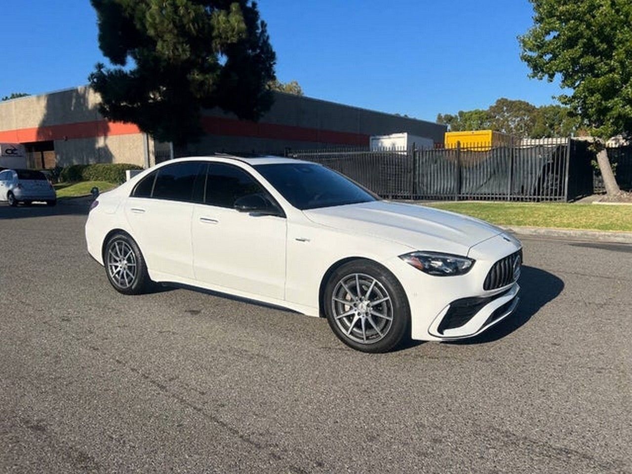 Mercedes-Benz C-Class AMG43 Sedan 2023 Mercedes-Benz C-Class AMG43 Sedan 2023