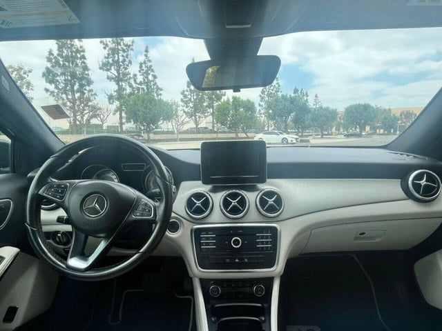 Mercedes-Benz GLA-Class GLA250 2016 Mercedes-Benz GLA-Class GLA250 2016
