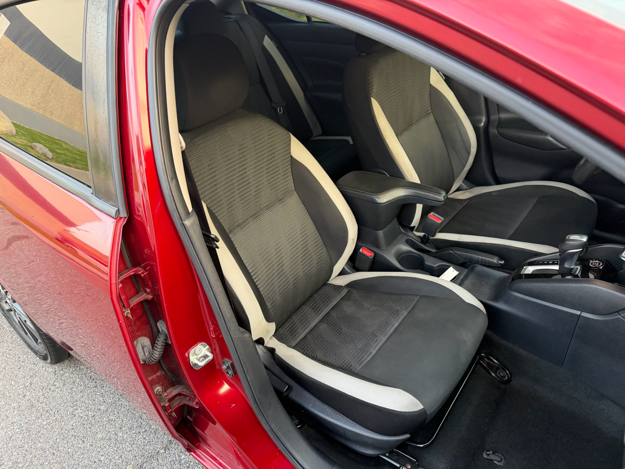 Nissan Versa SV 2020