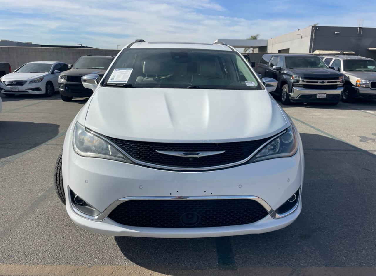 Chrysler Pacifica Limited 2017