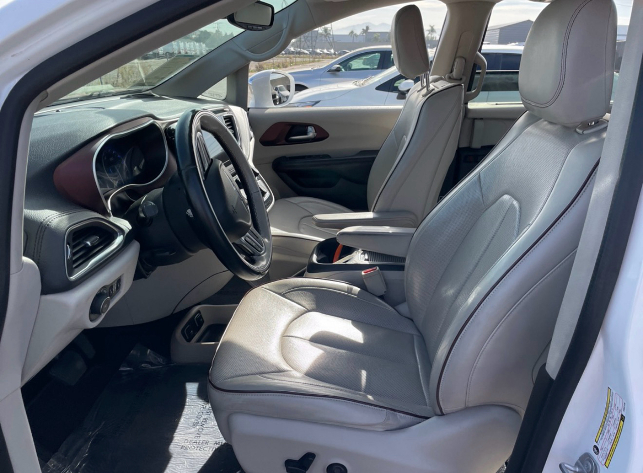 Chrysler Pacifica Limited 2017