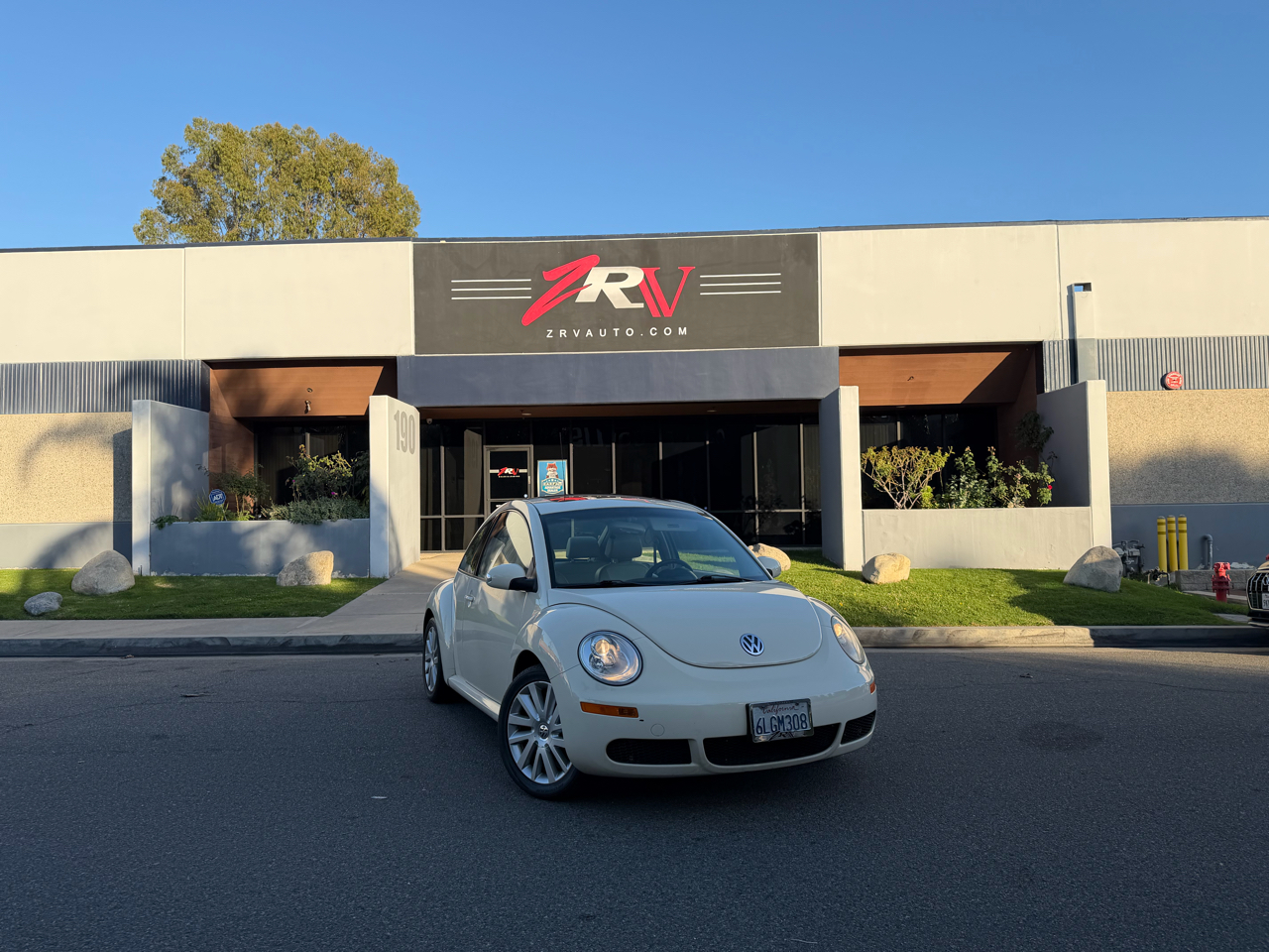 2008 Volkswagen New Beetle S's photo