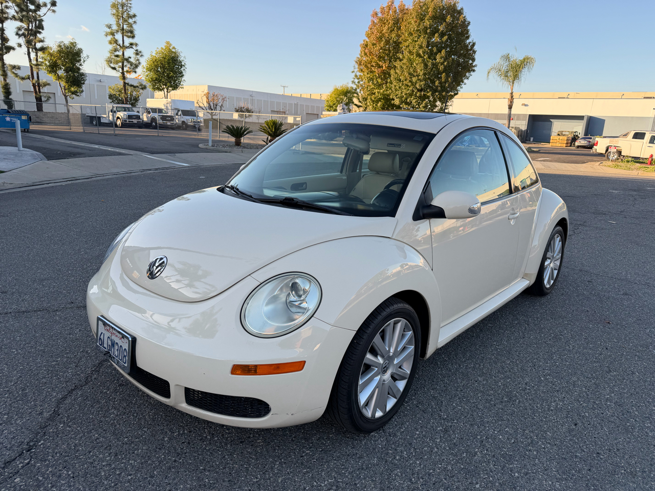 Volkswagen New Beetle S PZEV 2008