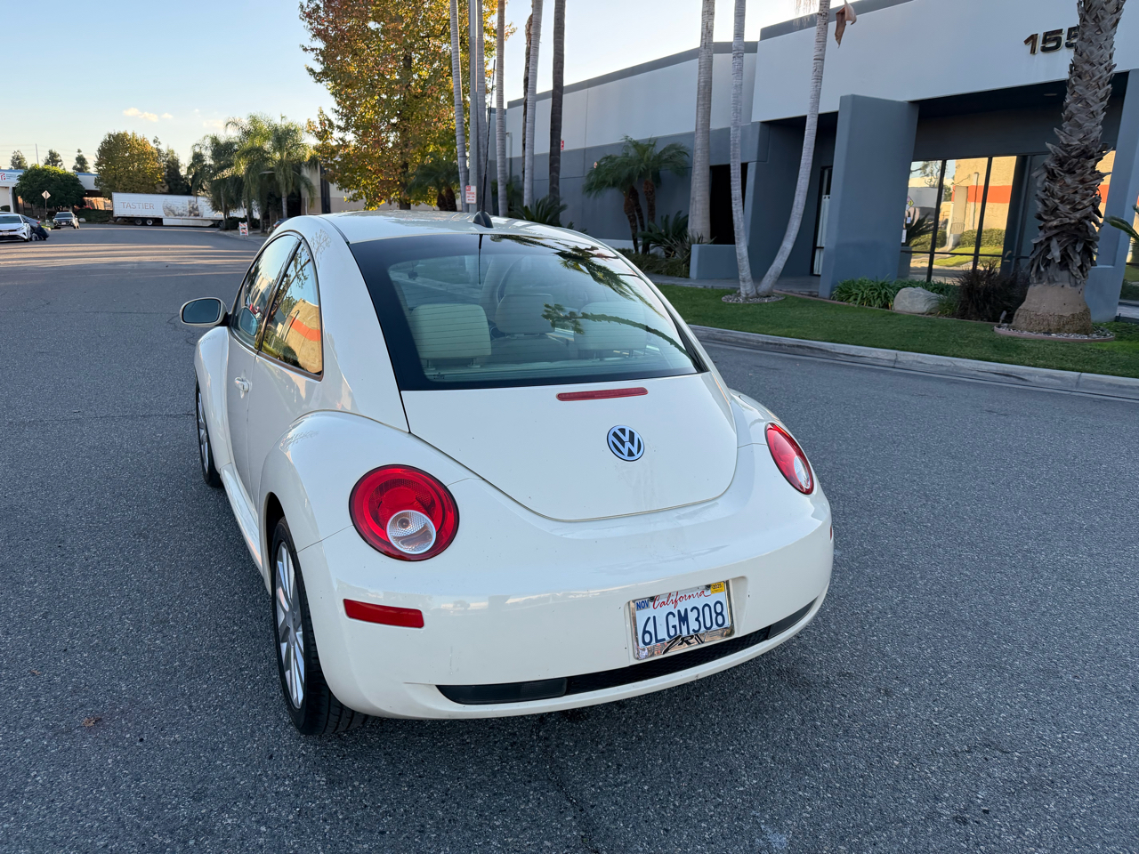 Volkswagen New Beetle S PZEV 2008