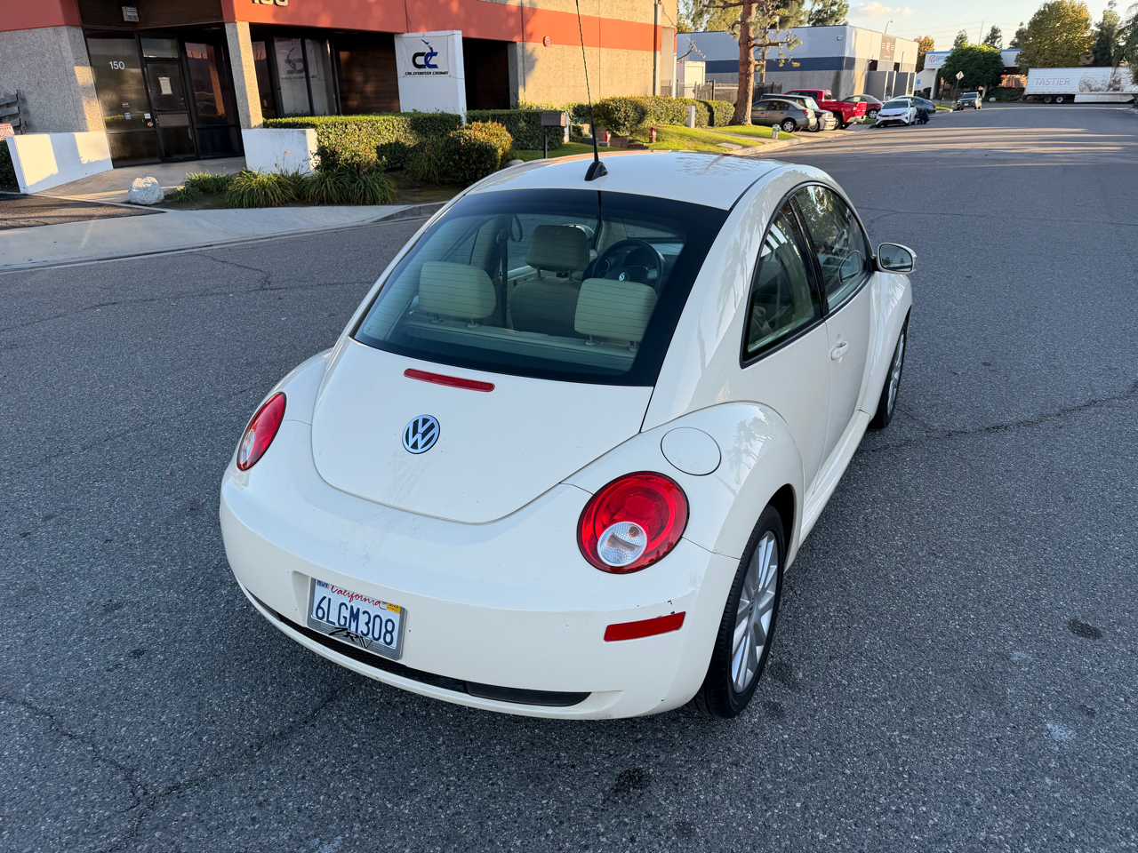 Volkswagen New Beetle S PZEV 2008