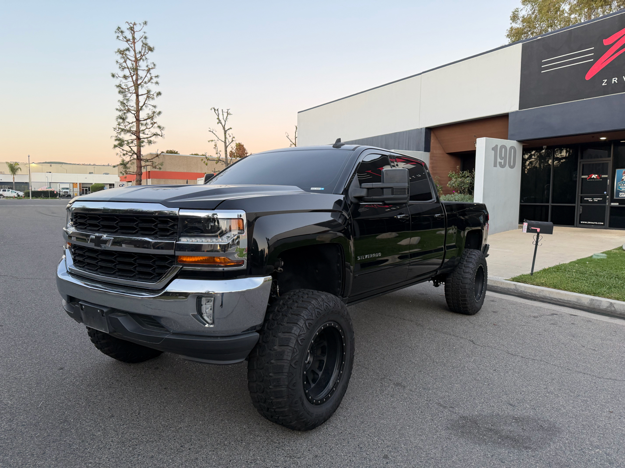 Chevrolet Silverado 1500 1LT Crew Cab 2WD 2018