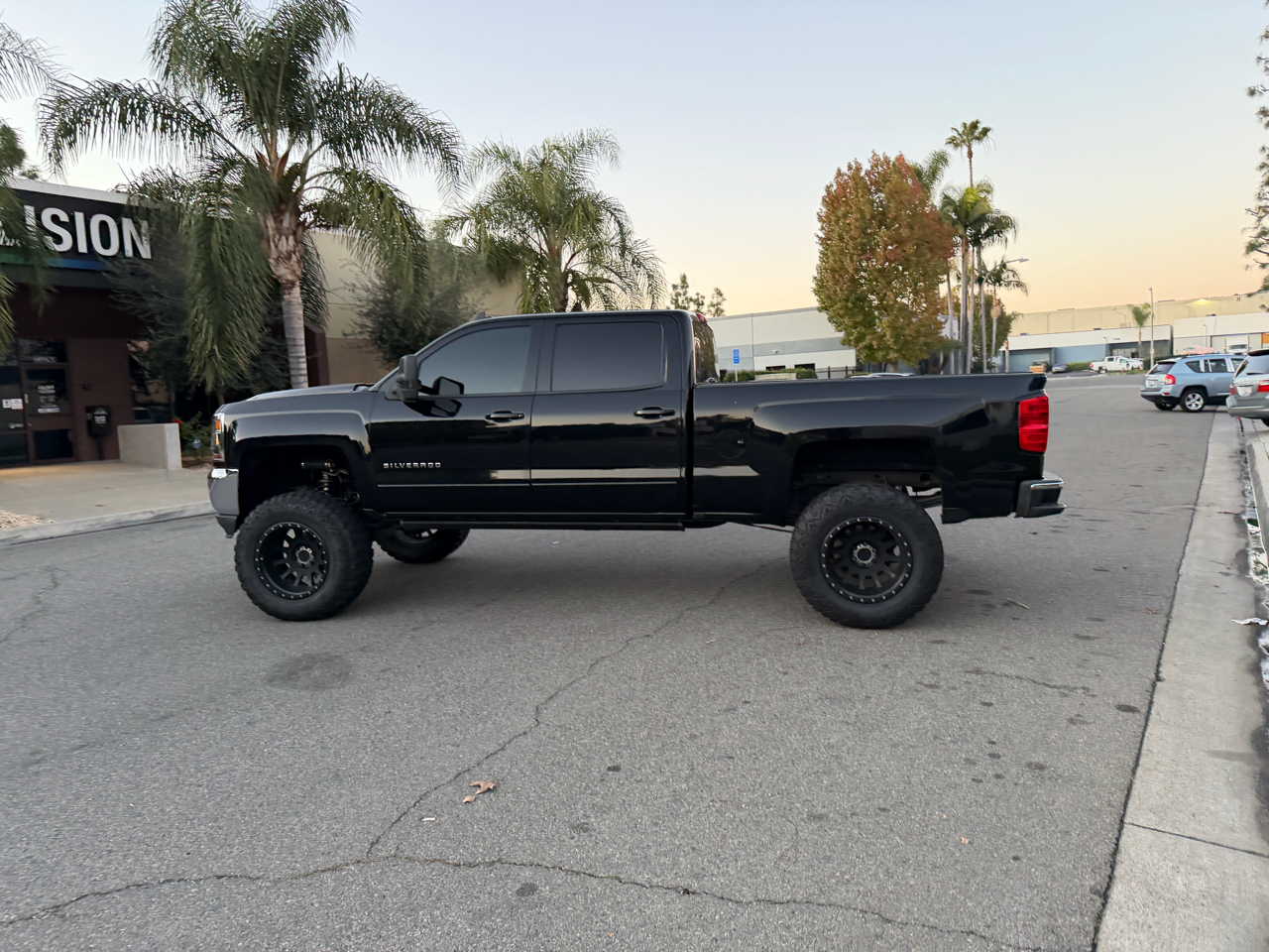 Chevrolet Silverado 1500 1LT Crew Cab 2WD 2018