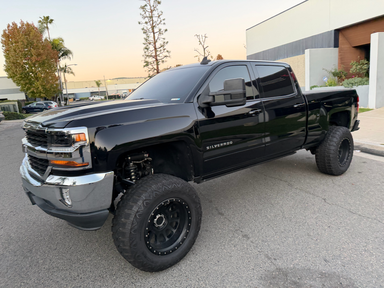 Chevrolet Silverado 1500 1LT Crew Cab 2WD 2018
