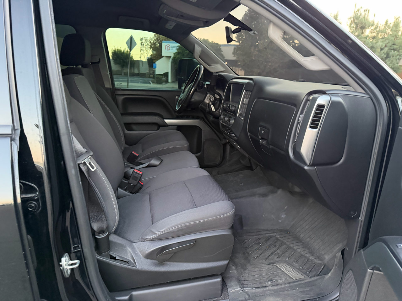 Chevrolet Silverado 1500 1LT Crew Cab 2WD 2018