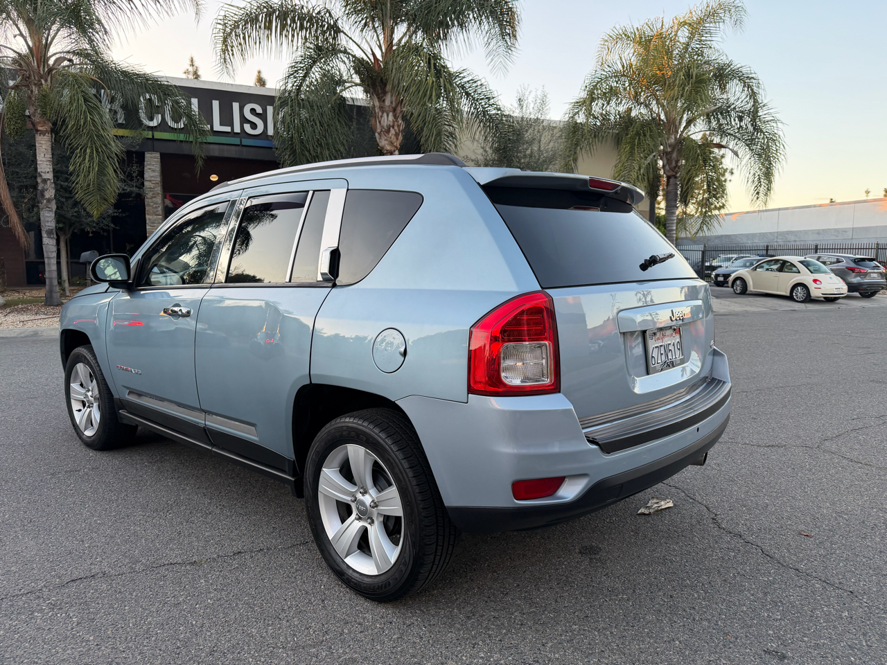 Jeep Compass Latitude FWD 2013