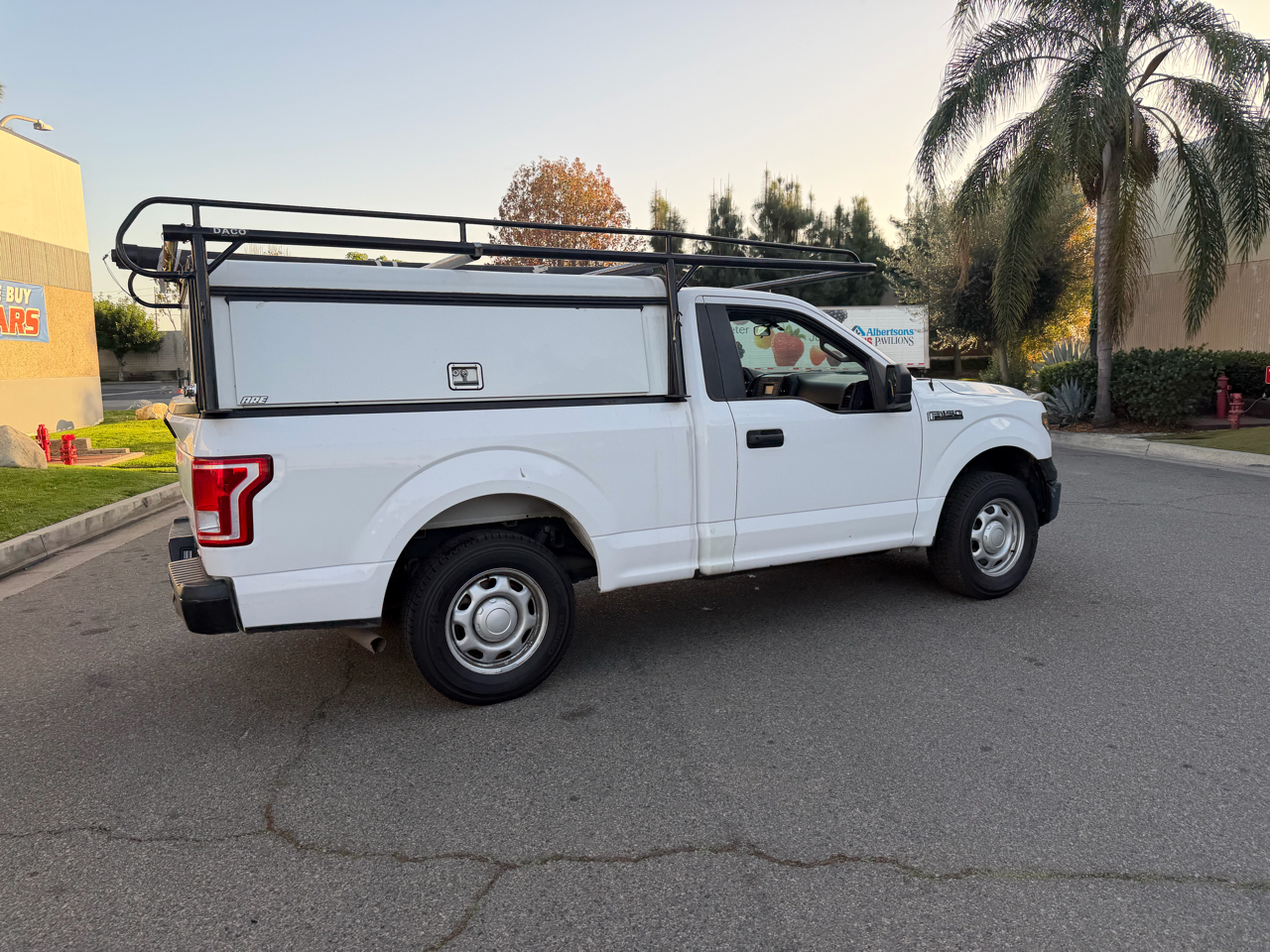 Ford F-150 2WD Reg Cab 141" XL 2016