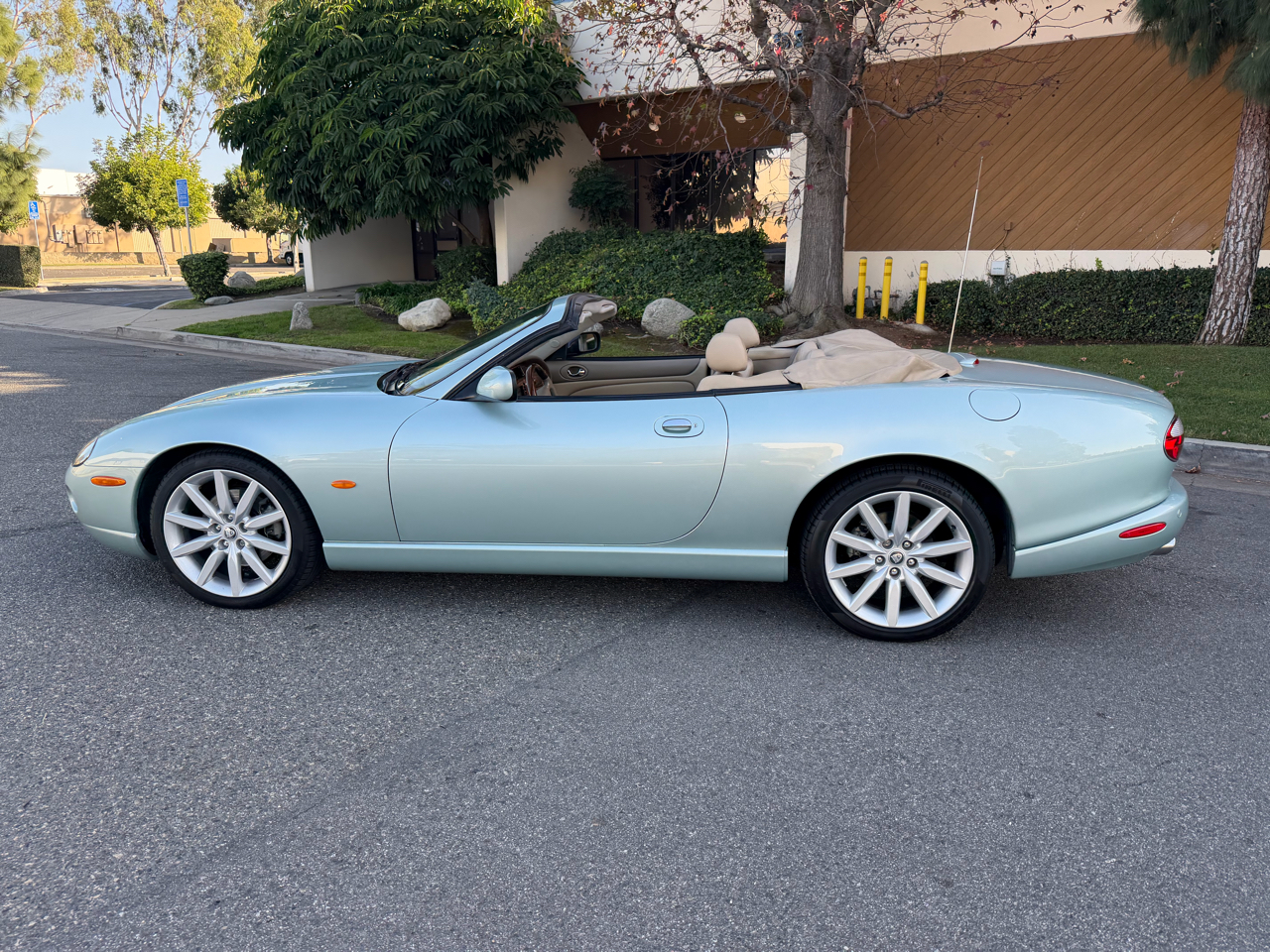 Jaguar XK-Series XK8 Convertible 2005