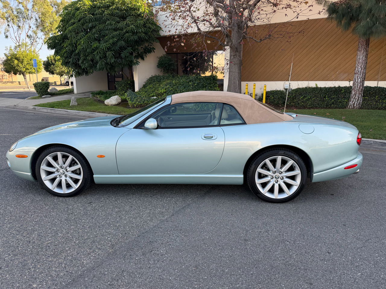 Jaguar XK-Series XK8 Convertible 2005