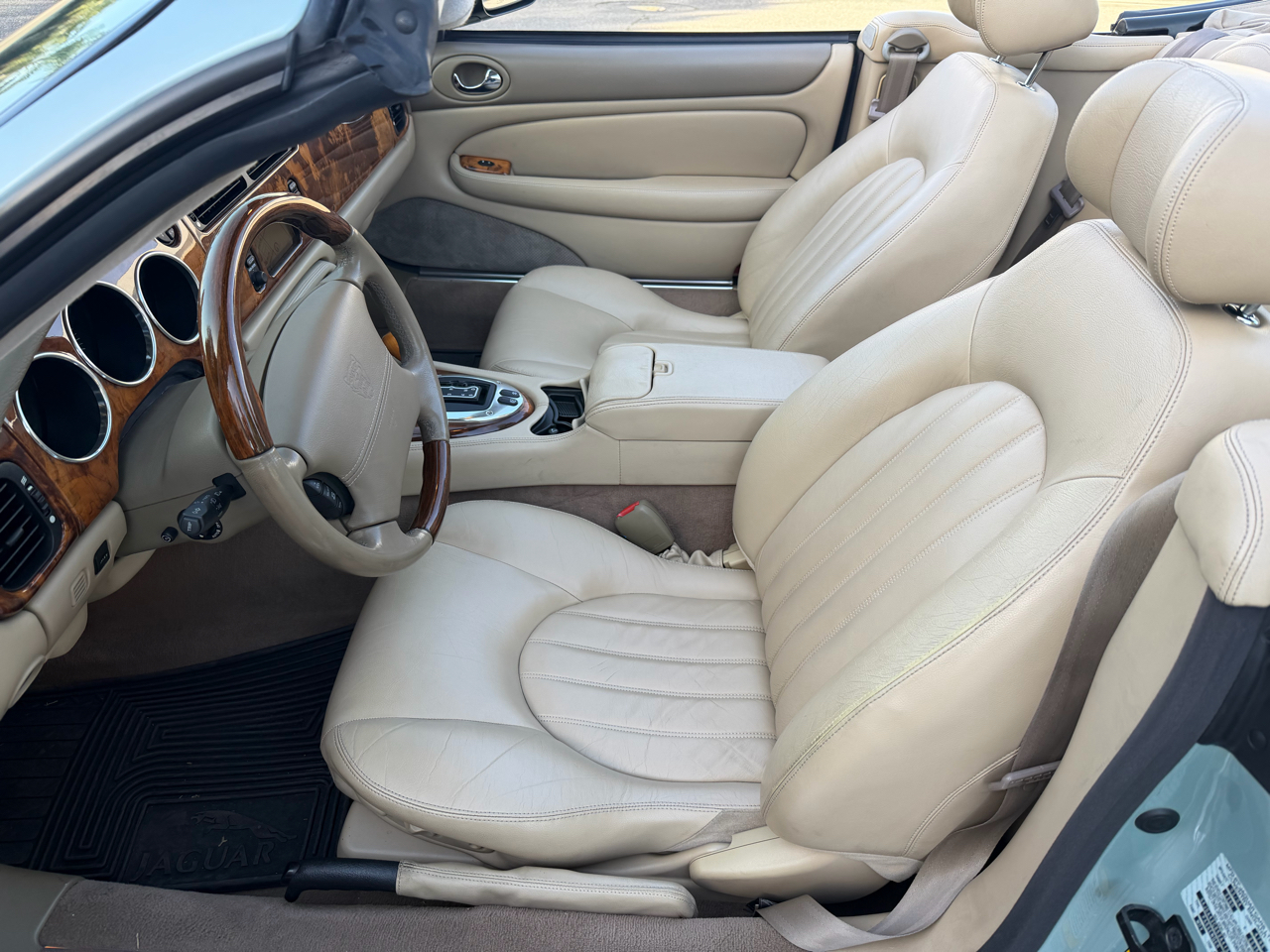 Jaguar XK-Series XK8 Convertible 2005