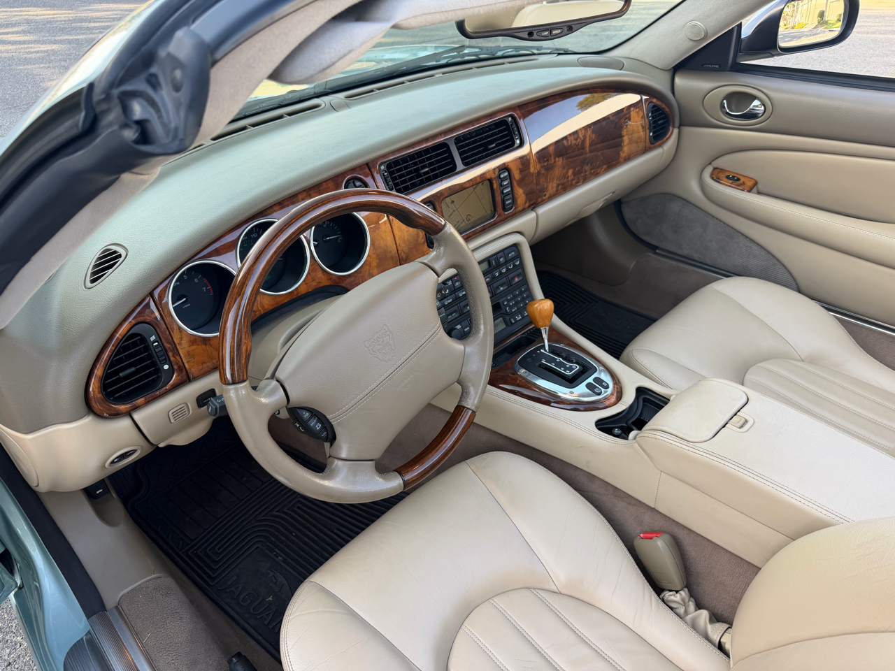 Jaguar XK-Series XK8 Convertible 2005