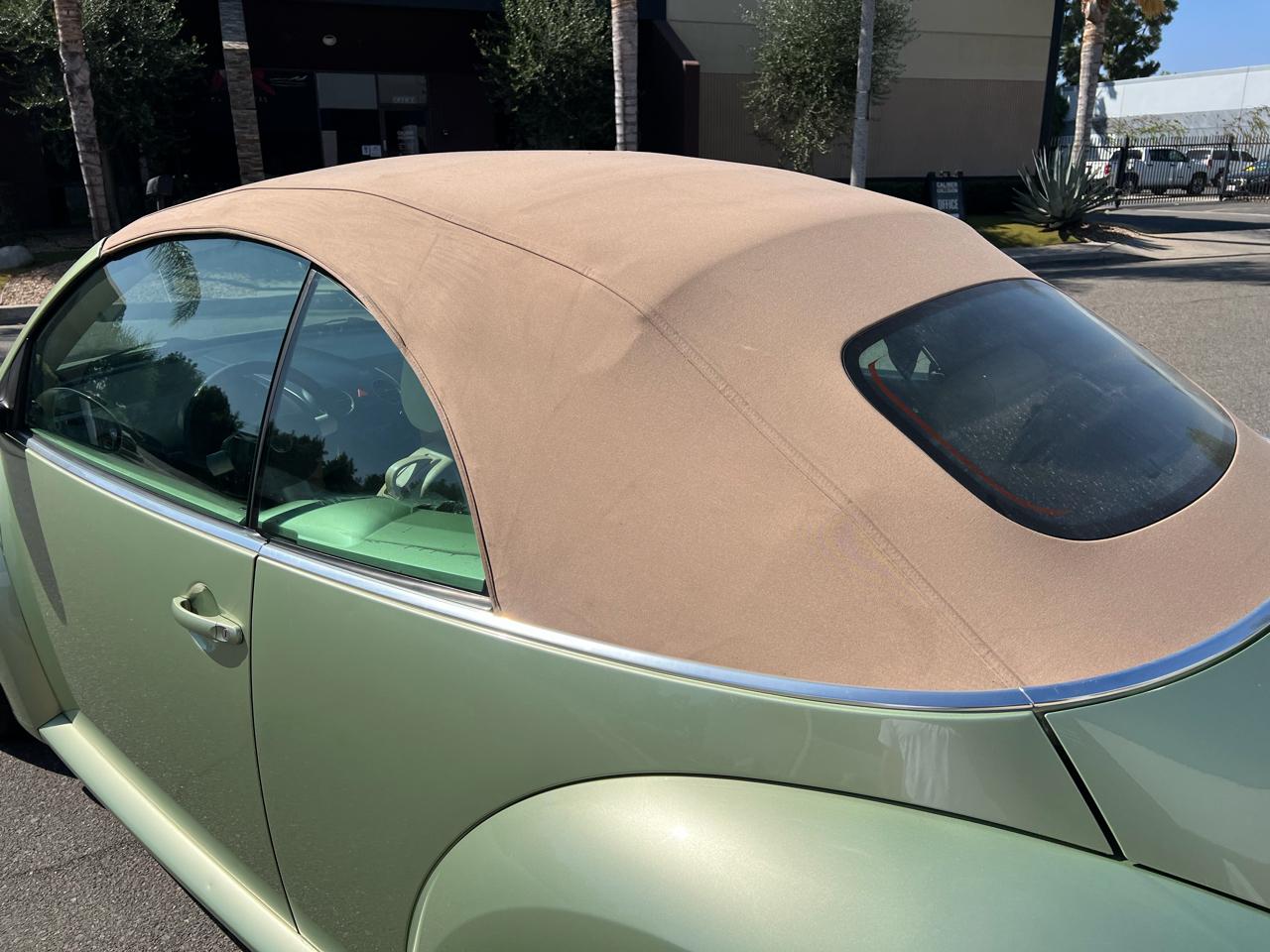 Volkswagen New Beetle S PZEV Convertible 2009