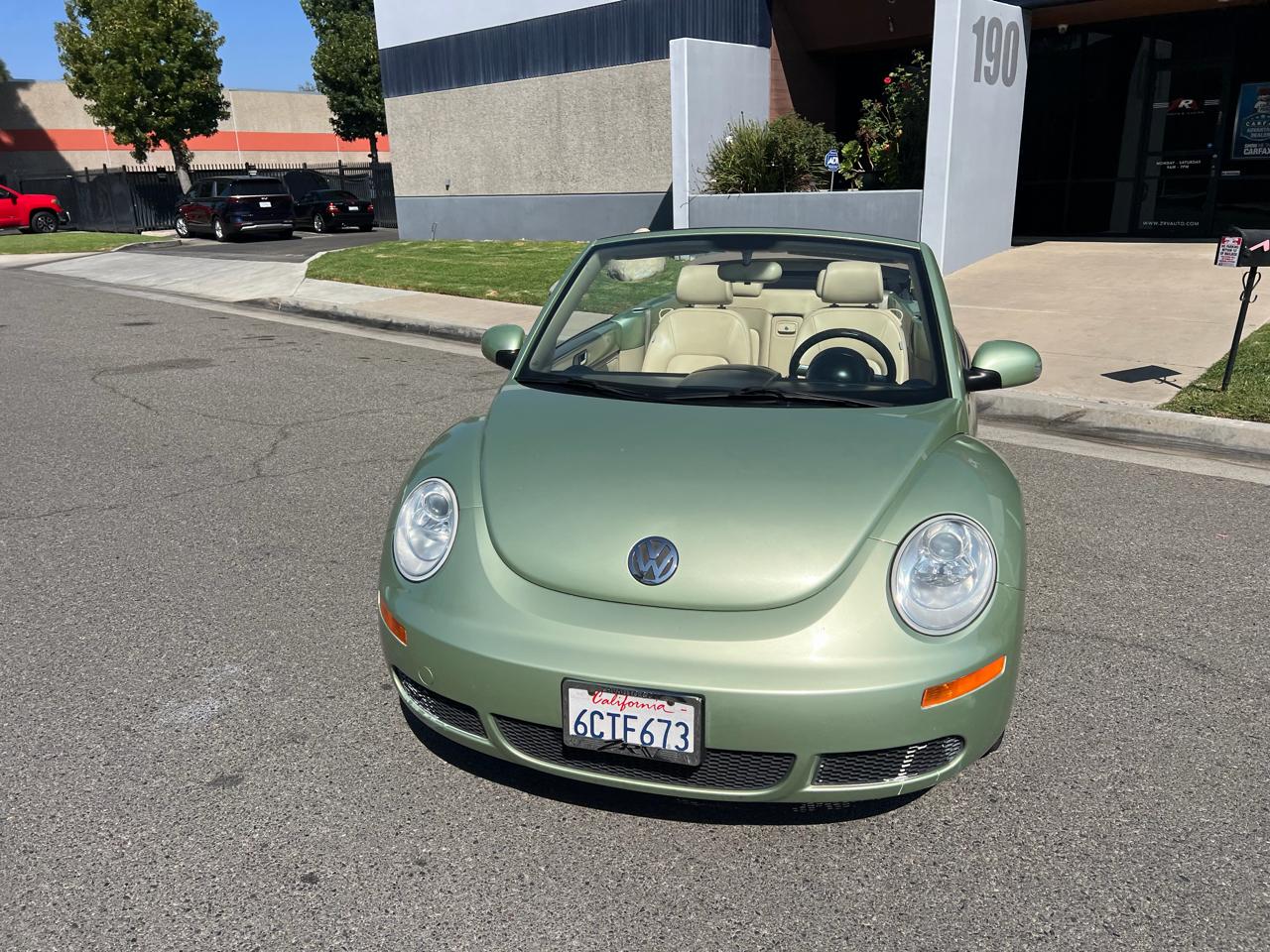 Volkswagen New Beetle S PZEV Convertible 2009