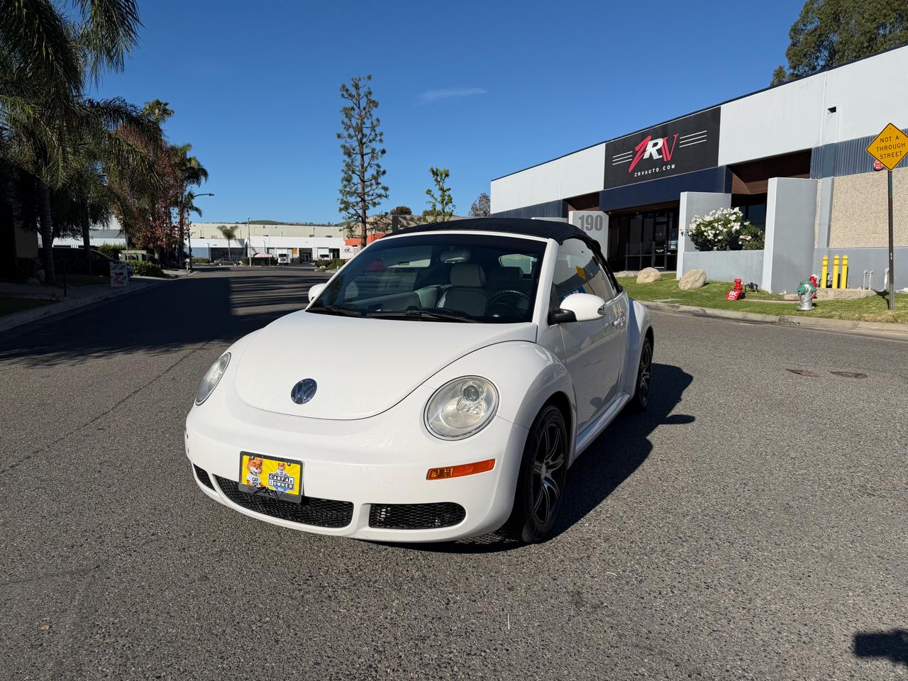 Volkswagen New Beetle S PZEV Convertible 2009