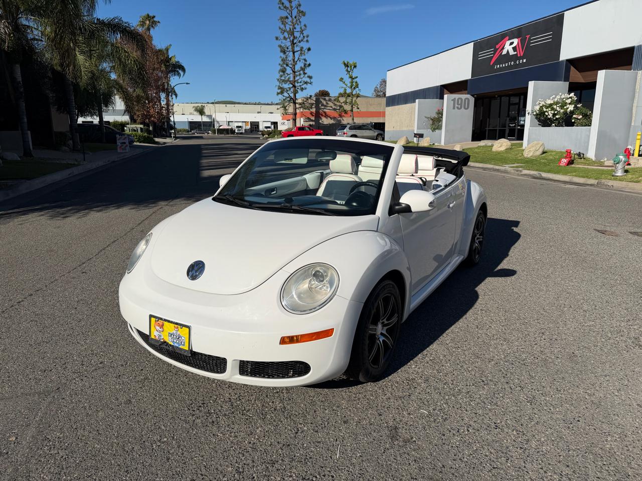 Volkswagen New Beetle S PZEV Convertible 2009