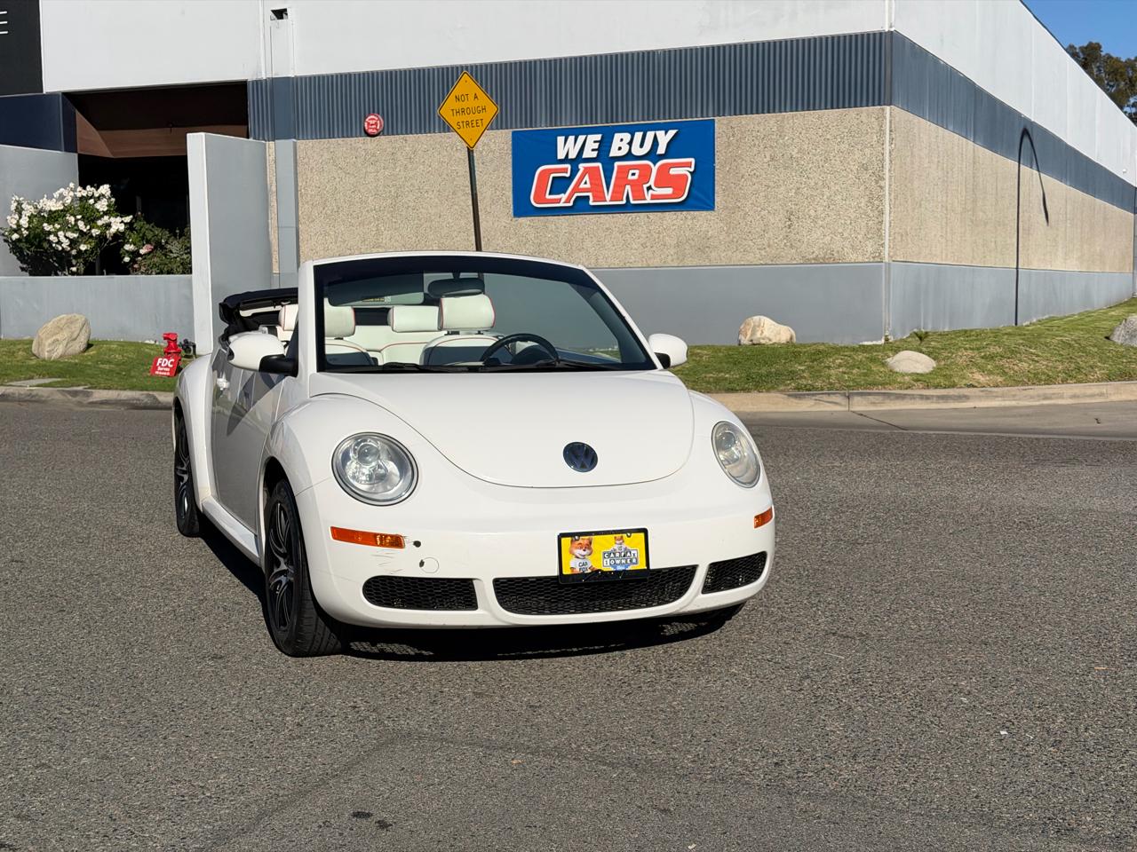Volkswagen New Beetle S PZEV Convertible 2009
