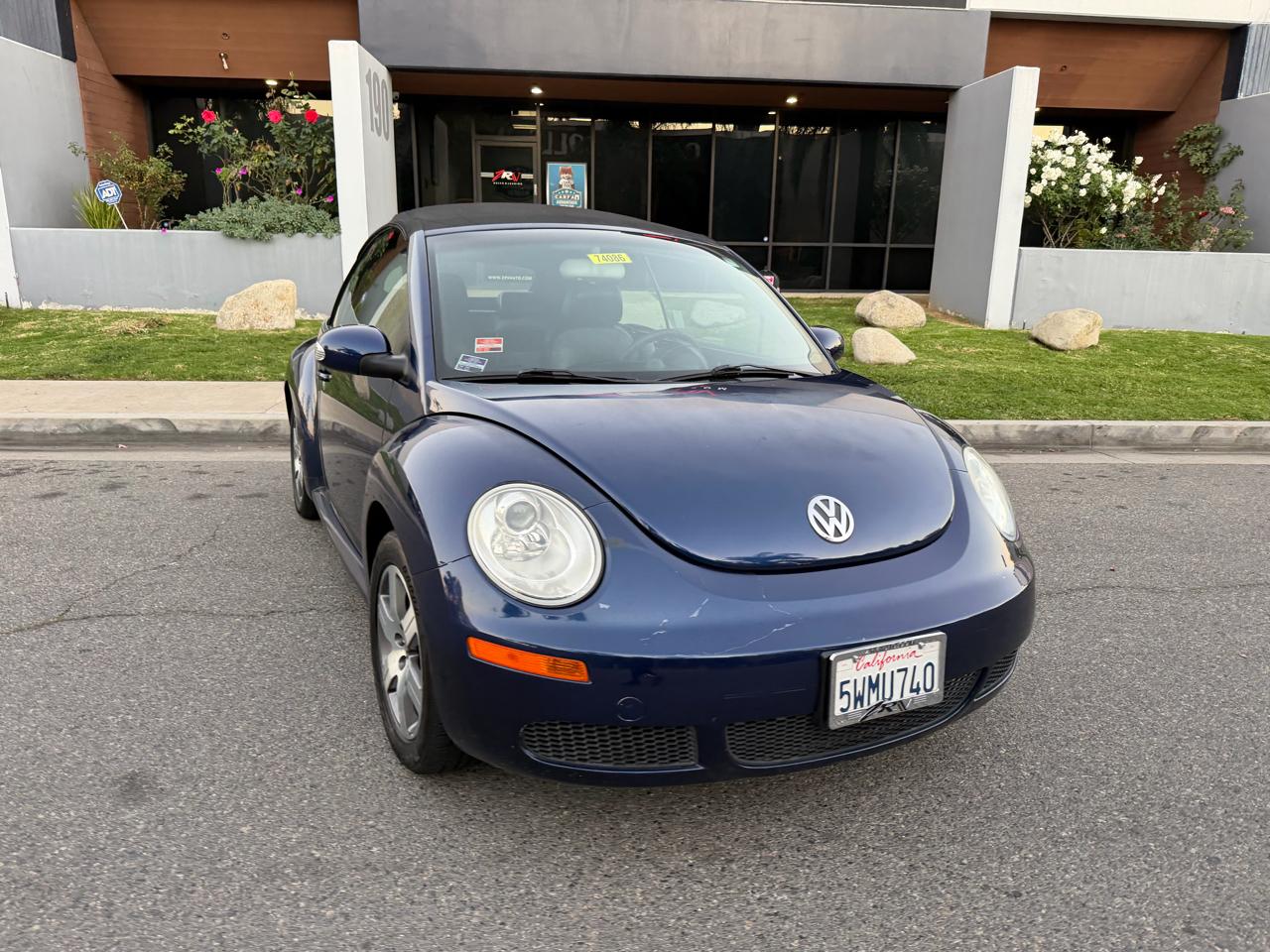 Volkswagen New Beetle 2.5L PZEV Convertible 2006