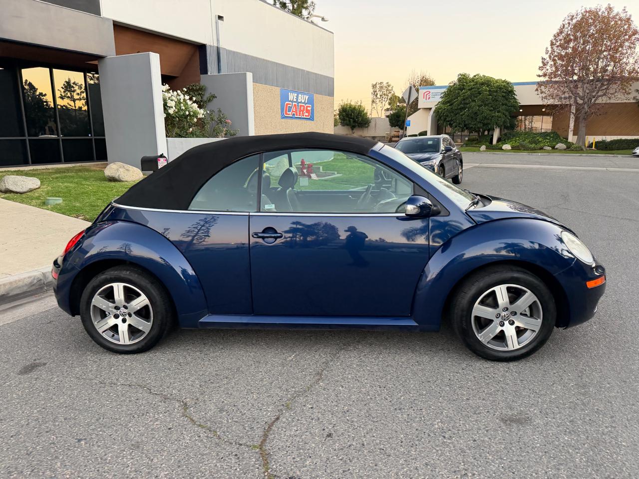 Volkswagen New Beetle 2.5L PZEV Convertible 2006