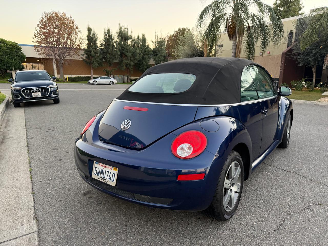 Volkswagen New Beetle 2.5L PZEV Convertible 2006