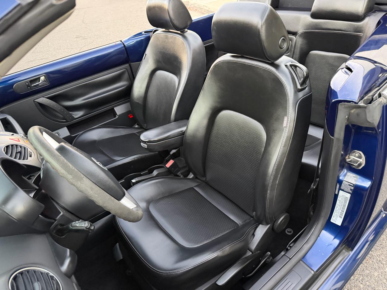 Volkswagen New Beetle 2.5L PZEV Convertible 2006