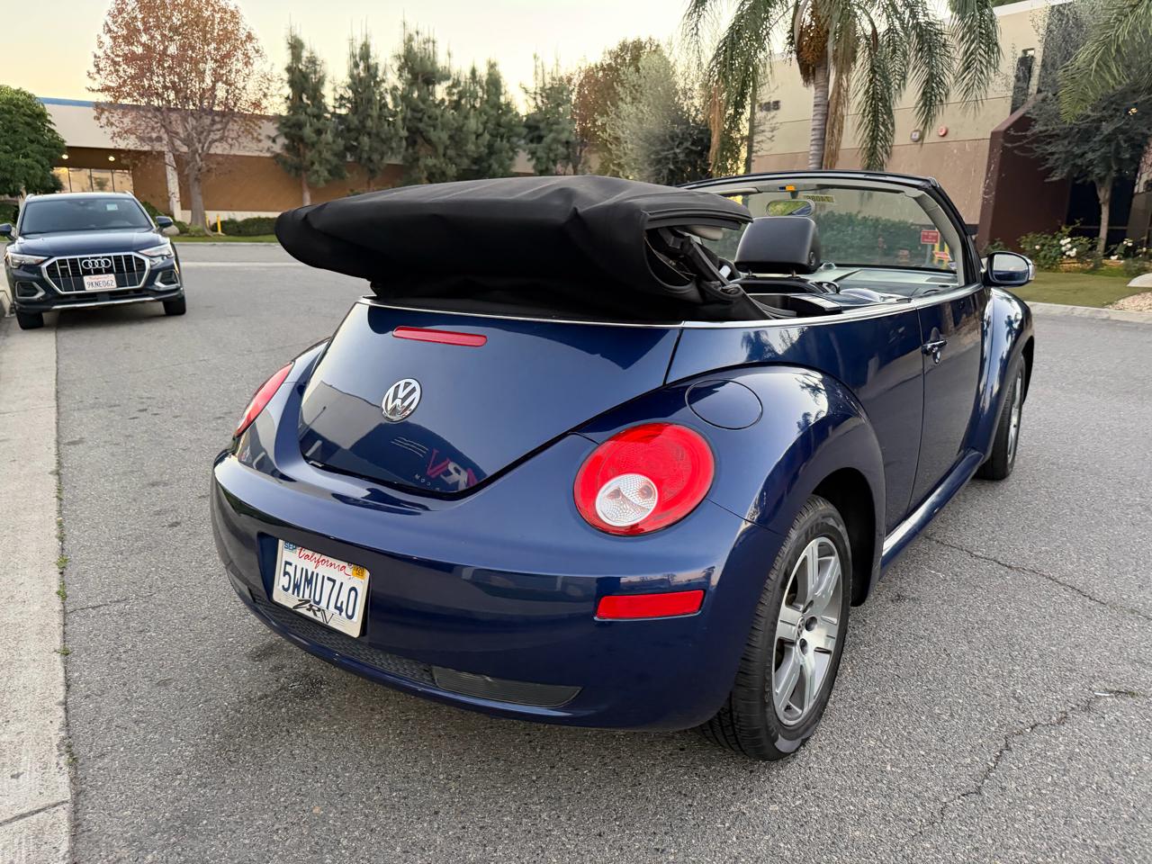 Volkswagen New Beetle 2.5L PZEV Convertible 2006