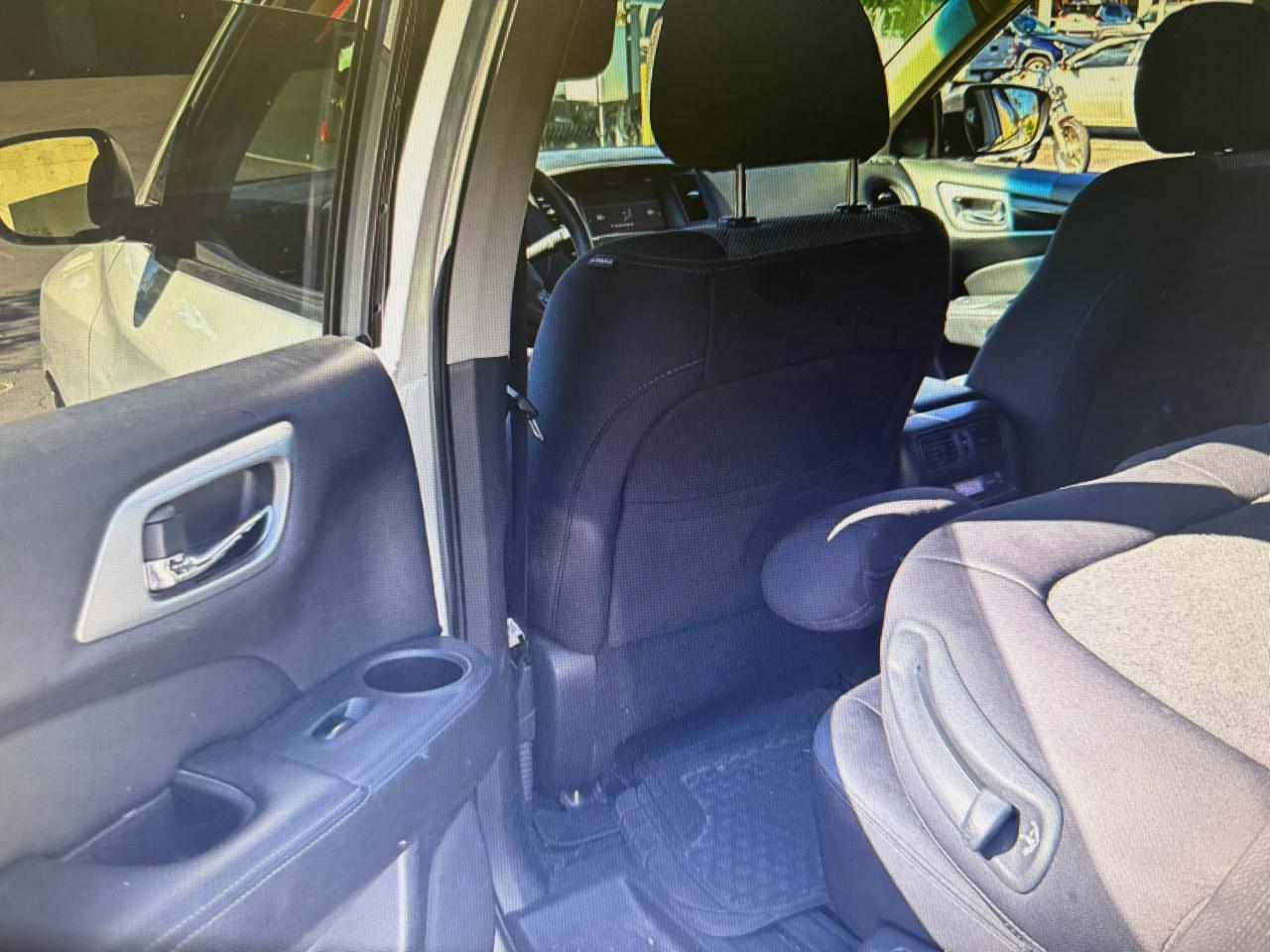 Nissan Pathfinder S 2WD 2018