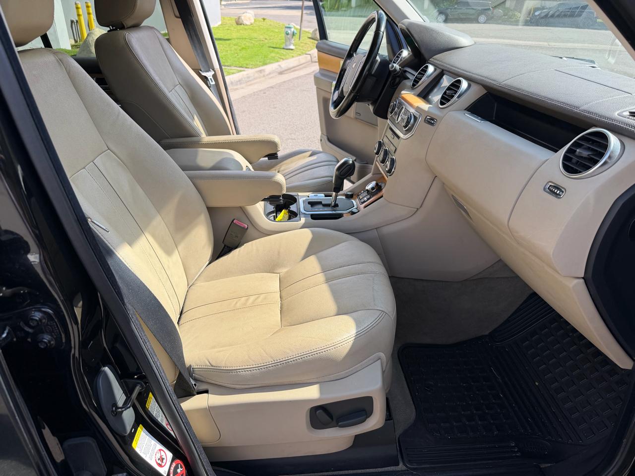 Land Rover LR4 HSE 2012