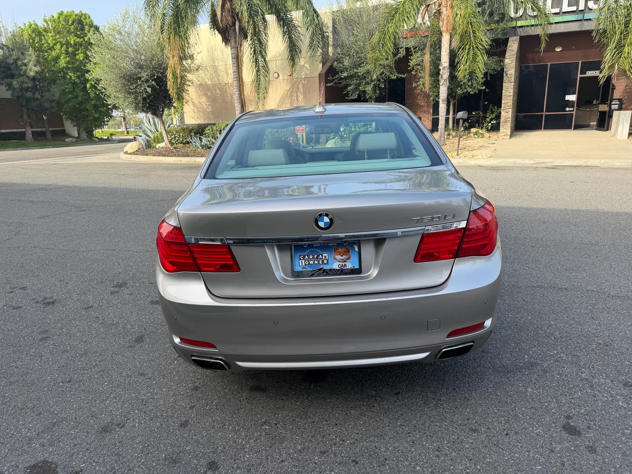 BMW 7-Series 750Li xDrive 2010