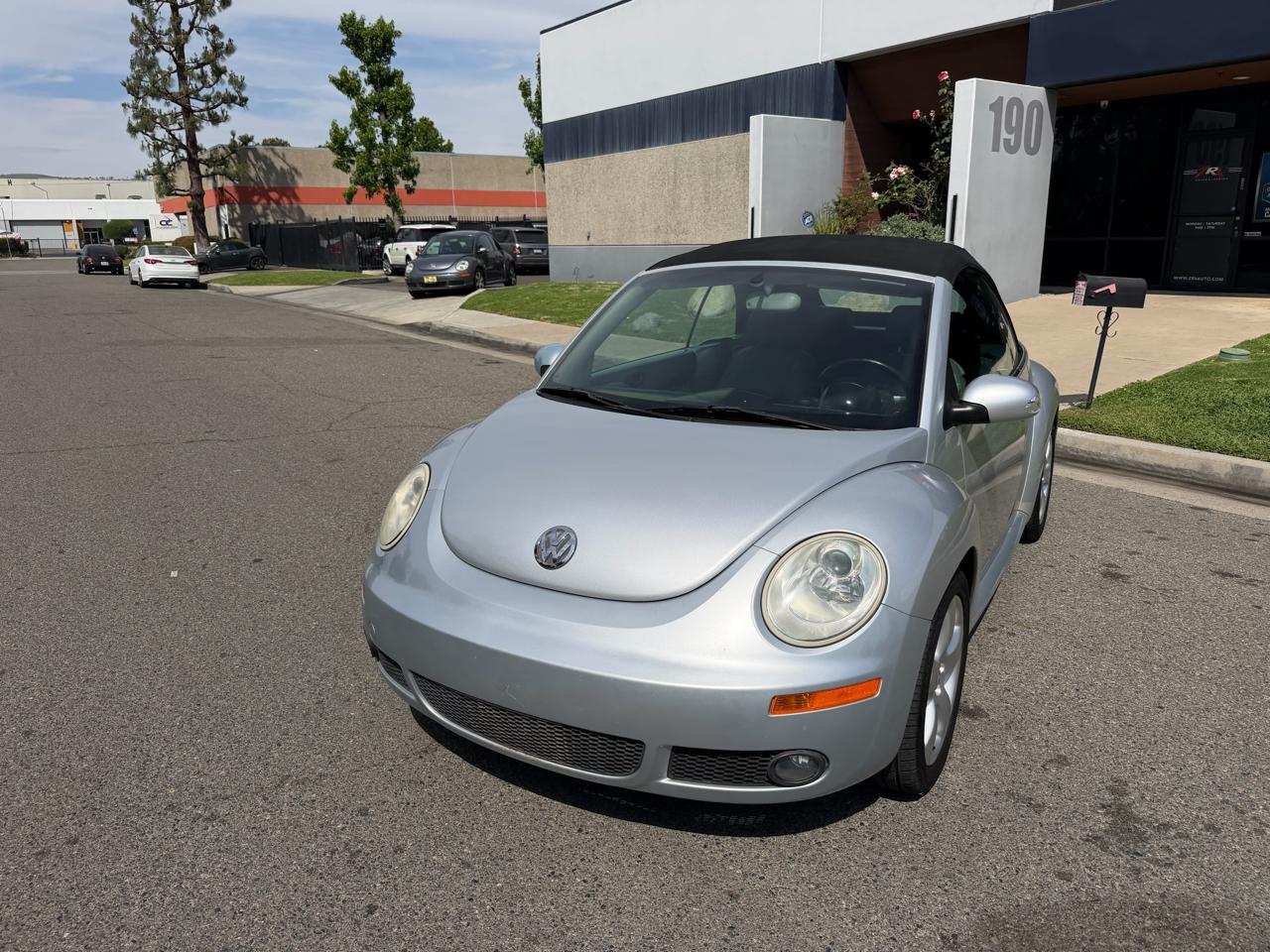 Volkswagen New Beetle 2.5L Convertible 2006