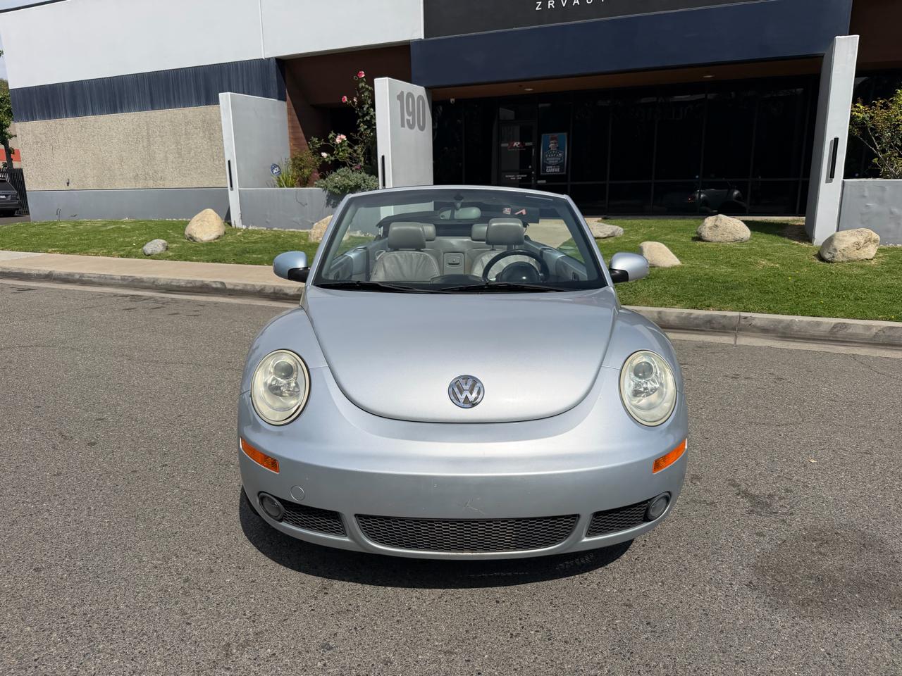 Volkswagen New Beetle 2.5L Convertible 2006