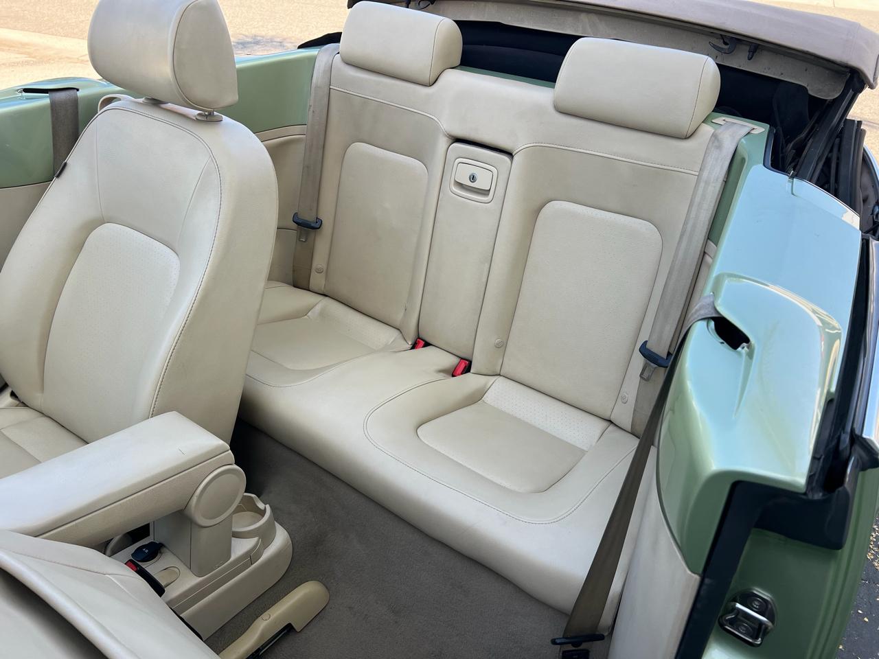 Volkswagen New Beetle S PZEV Convertible 2009