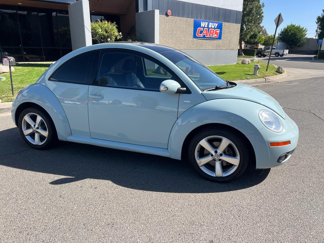 Volkswagen New Beetle 2.5L PZEV 2010