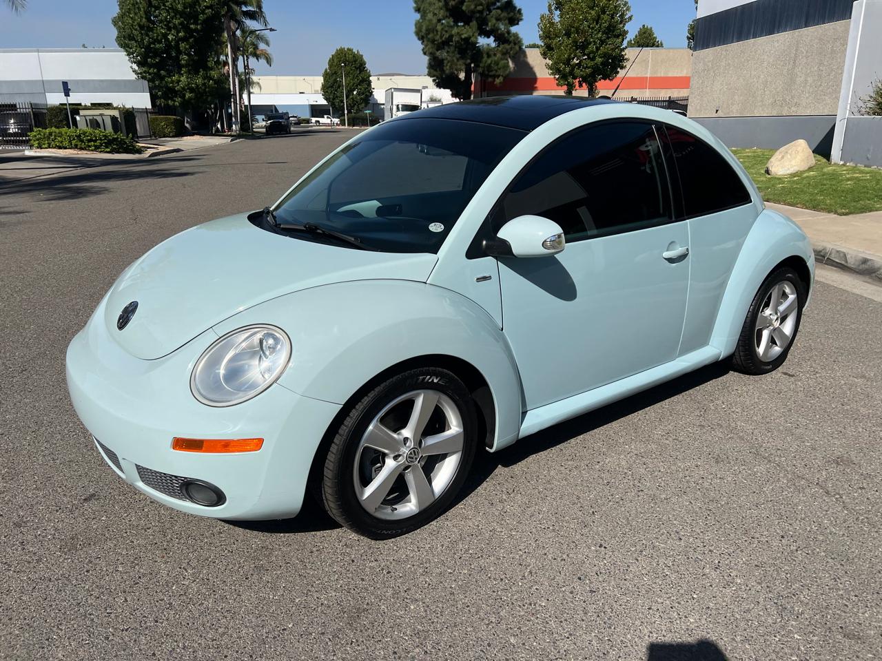 Volkswagen New Beetle 2.5L PZEV 2010