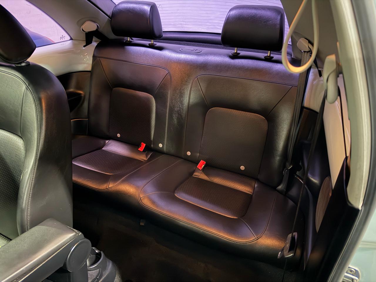 Volkswagen New Beetle 2.5L PZEV 2010