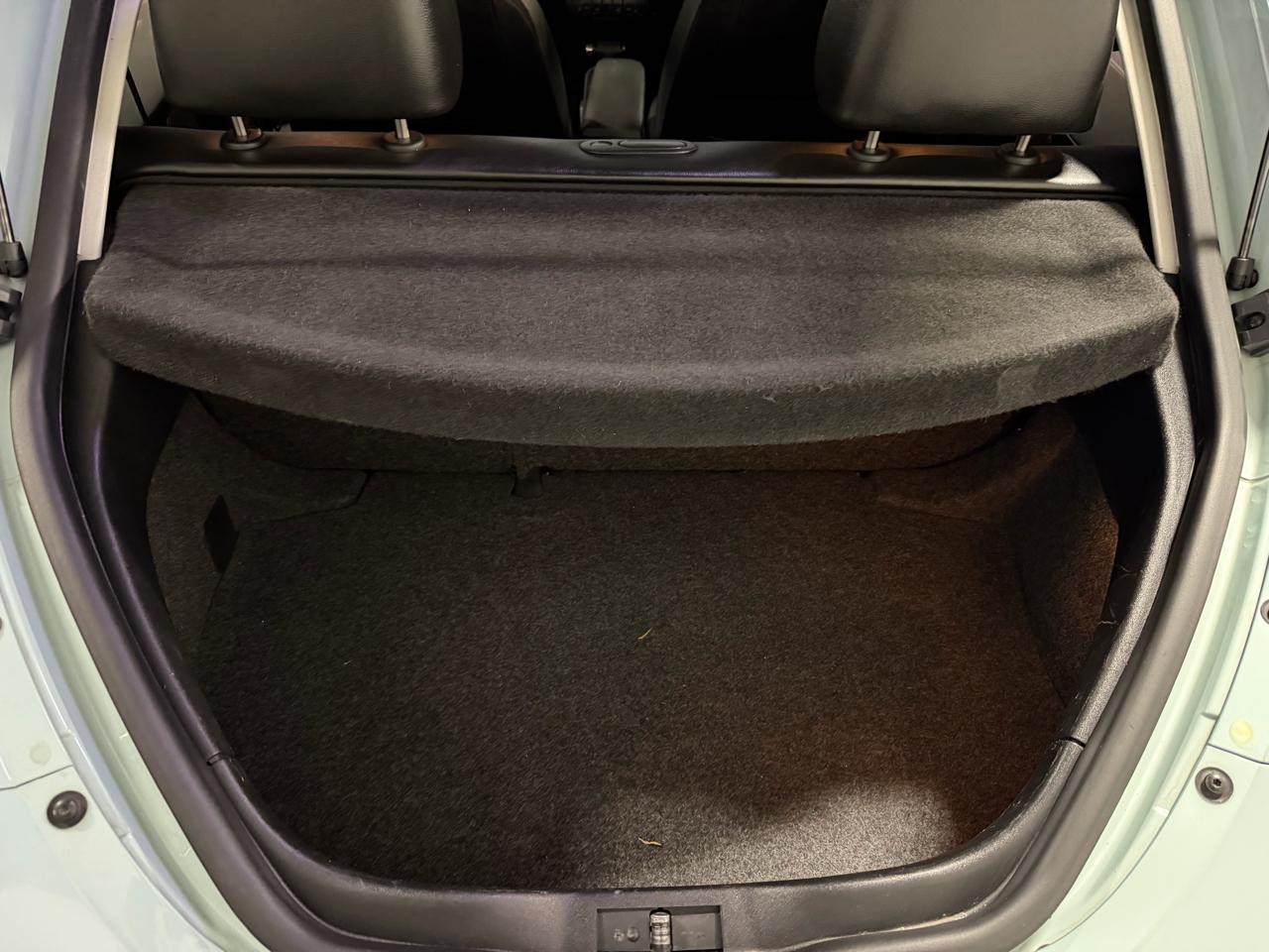 Volkswagen New Beetle 2.5L PZEV 2010