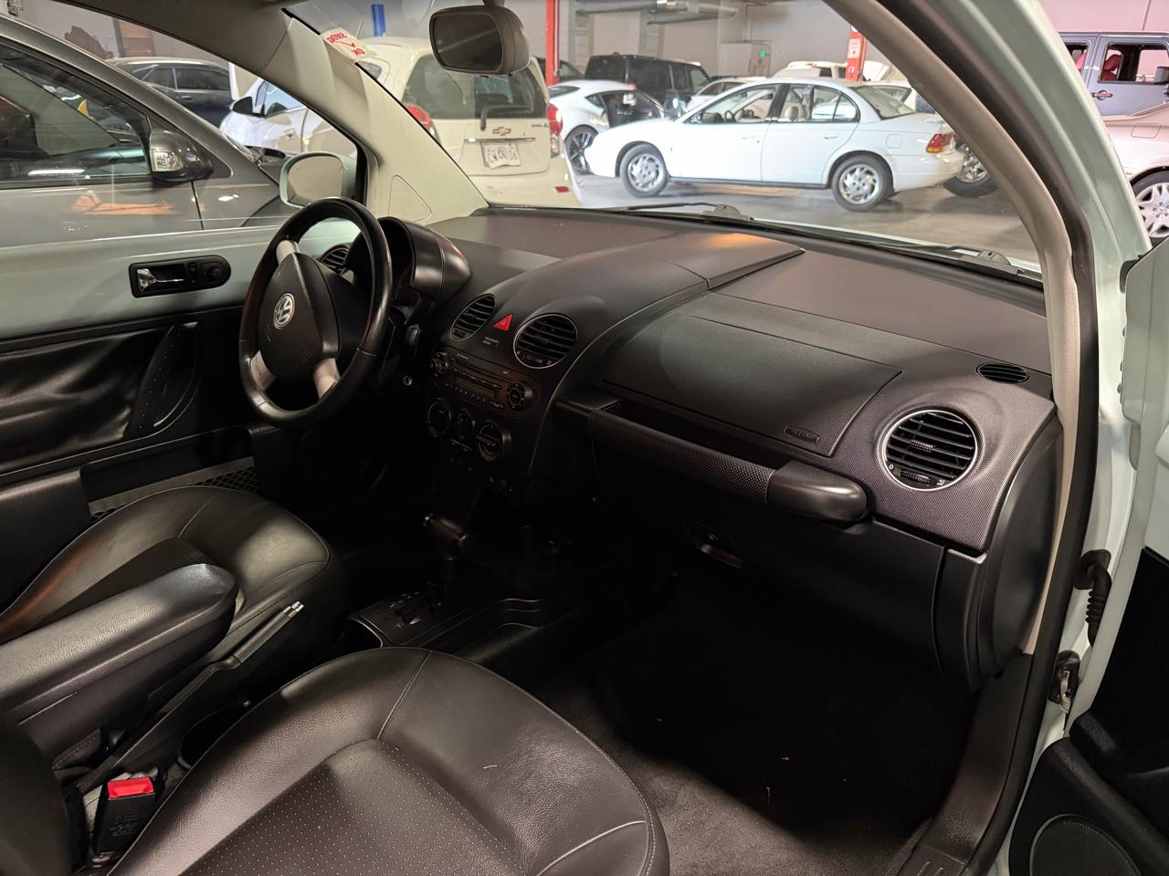 Volkswagen New Beetle 2.5L PZEV 2010