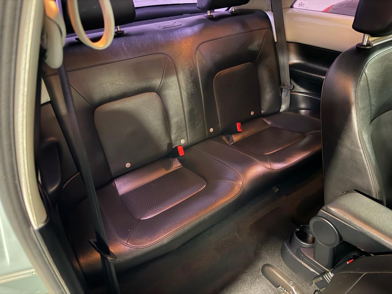 Volkswagen New Beetle 2.5L PZEV 2010