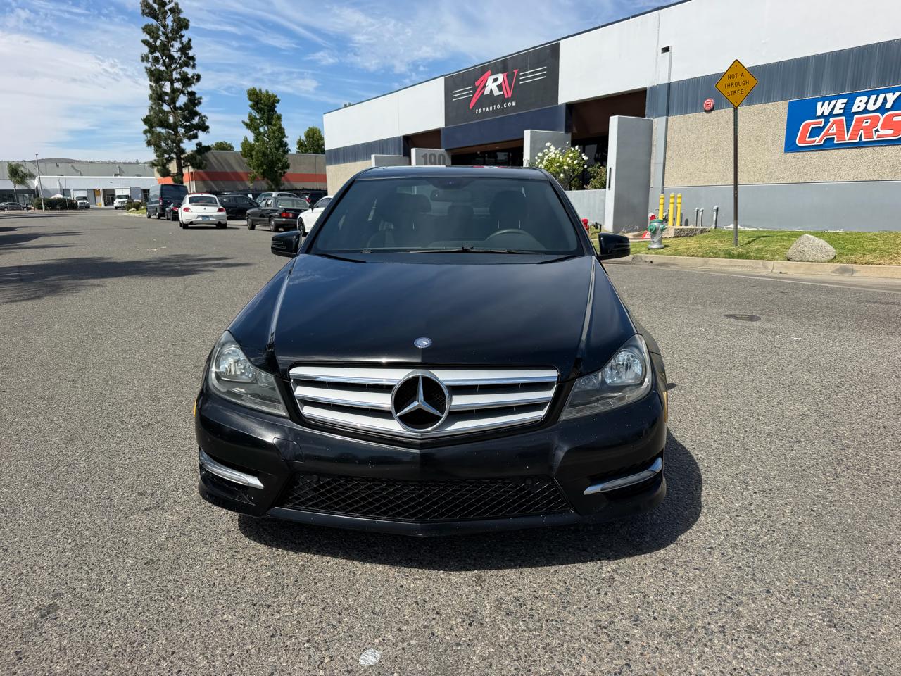 Mercedes-Benz C-Class C250 Luxury Sedan 2012