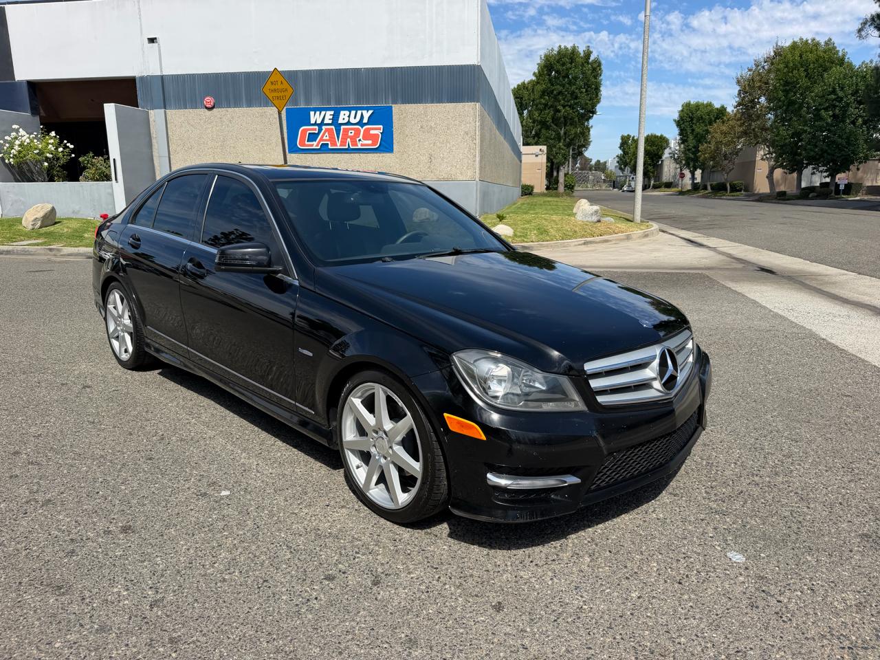 Mercedes-Benz C-Class C250 Luxury Sedan 2012