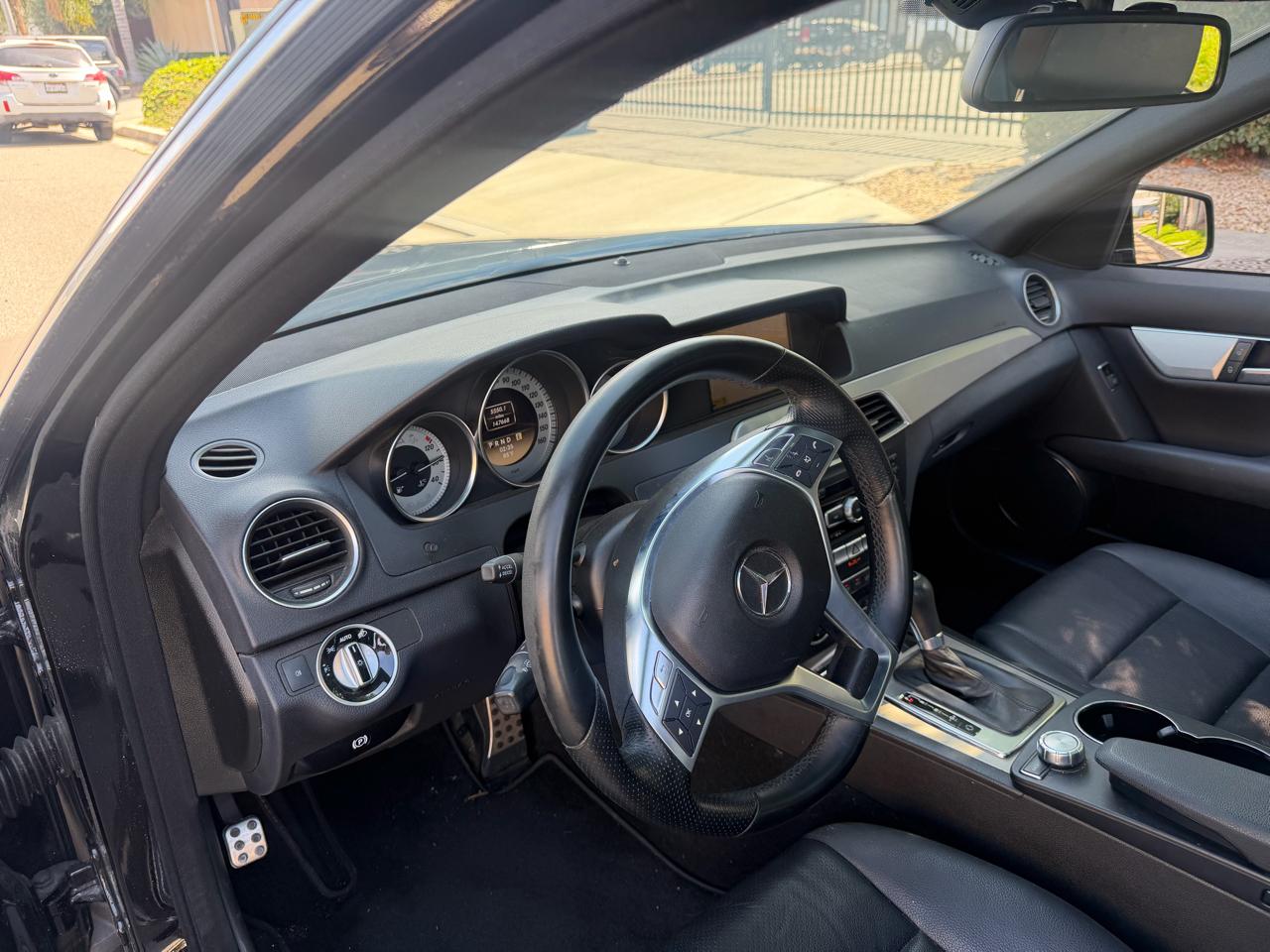Mercedes-Benz C-Class C250 Luxury Sedan 2012