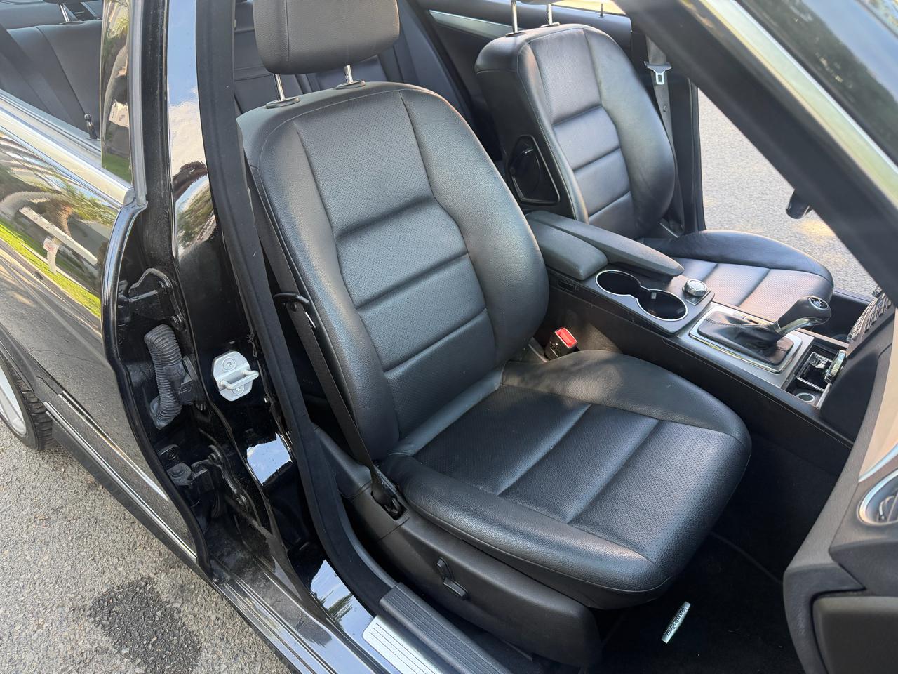Mercedes-Benz C-Class C250 Luxury Sedan 2012