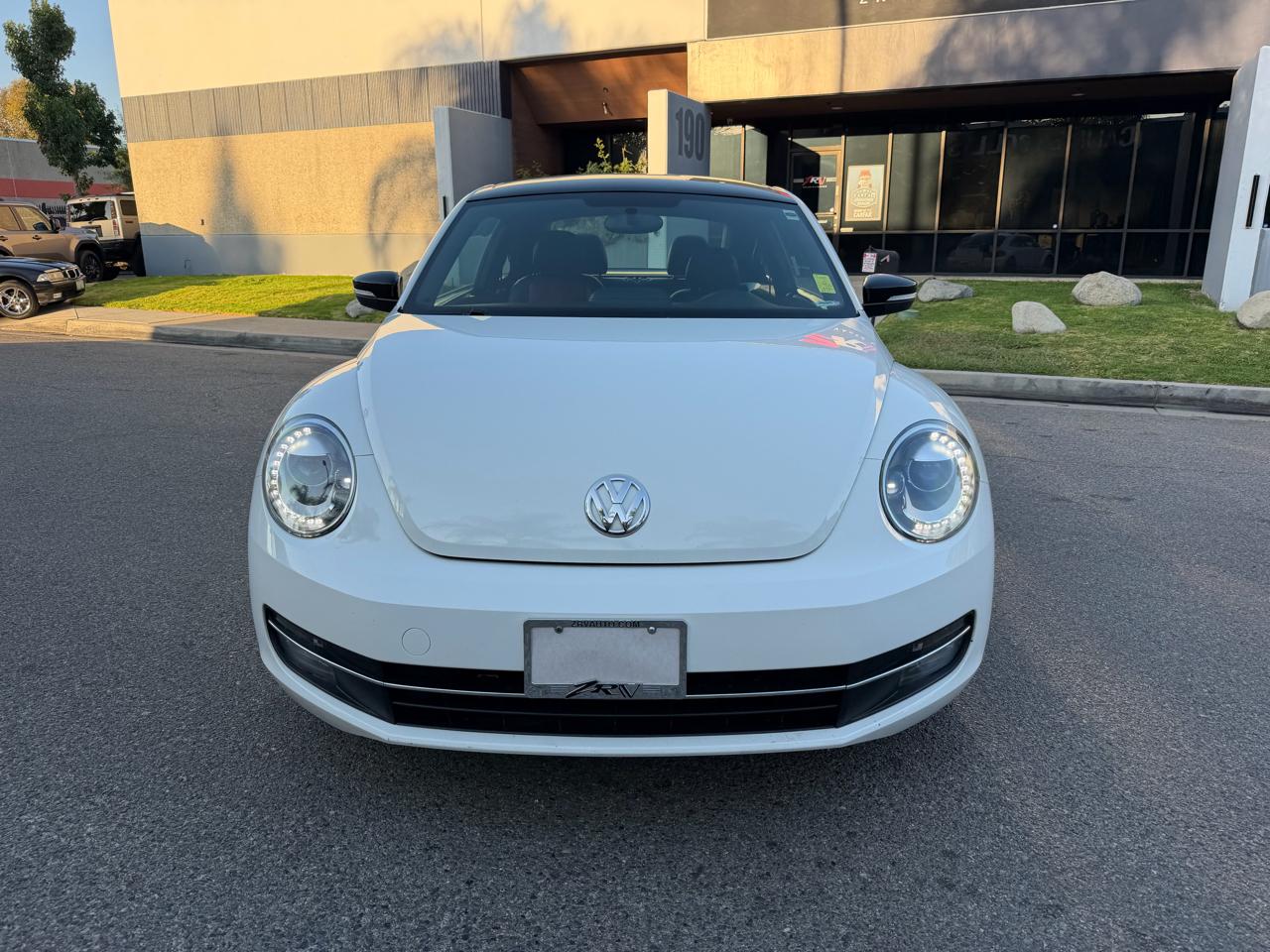 Volkswagen Beetle 2.0T 2D Coupe 2013