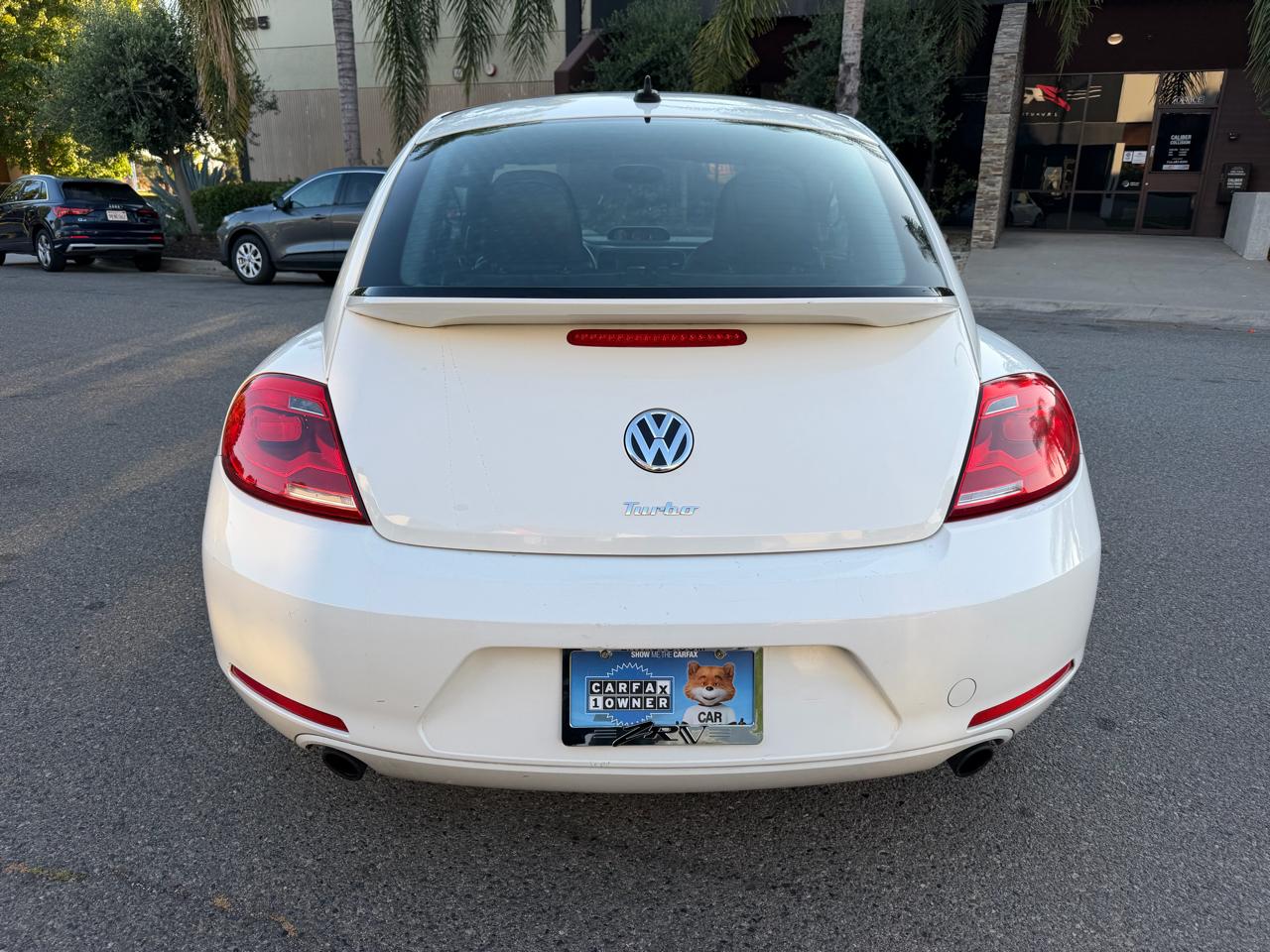 Volkswagen Beetle 2.0T 2D Coupe 2013
